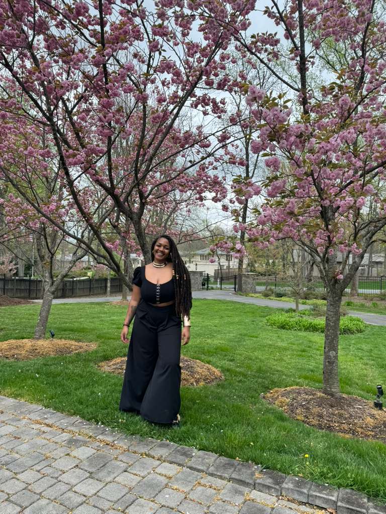 Bridal party portrait of Samantha M.