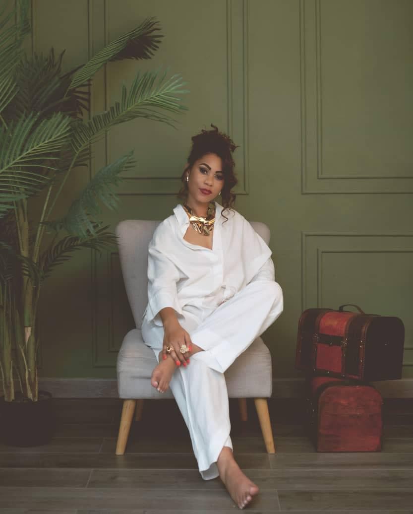 Bridal party portrait of Siobhan